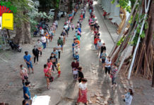 မိူဝ်ႈထူပ်းၵိၼ်းမႃး ၺႃးၽေးၶူဝ်ႊဝိတ်ႉ ႁဝ်းႁႃးပီႈၼွင်ႉ ဢမ်ႇသွင်ႉပႅတ်ႈၵၼ်