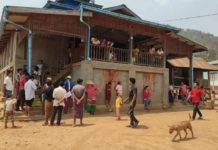 ၸုမ်းသိုၵ်းၼႂ်းမိူင်းတႆး ၼင်ႇၵၼ်ယိုဝ်းၵၼ်လႄႈၵူၼ်းၼမ်ႉတူႈႁဵင်ပၢႆ ႁူပ်ႉတၢင်းယၢပ်ႇ