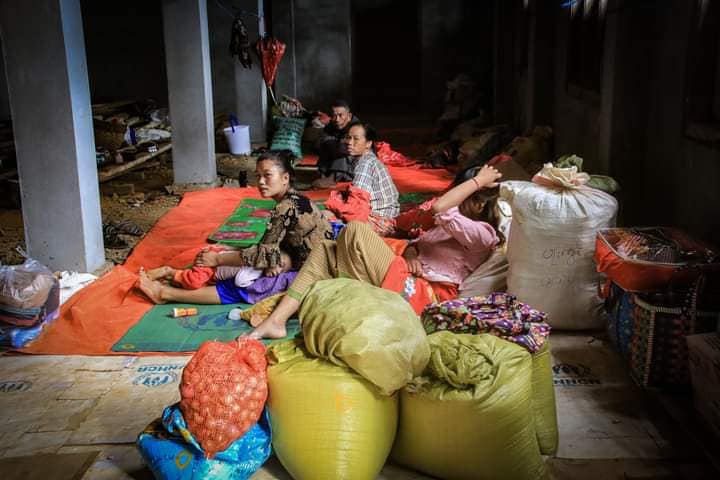 ပၢင်သဝ်းၵူၼ်းပၢႆႈၽေးသိုၵ်းတီႈမိူင်းၵိုင်