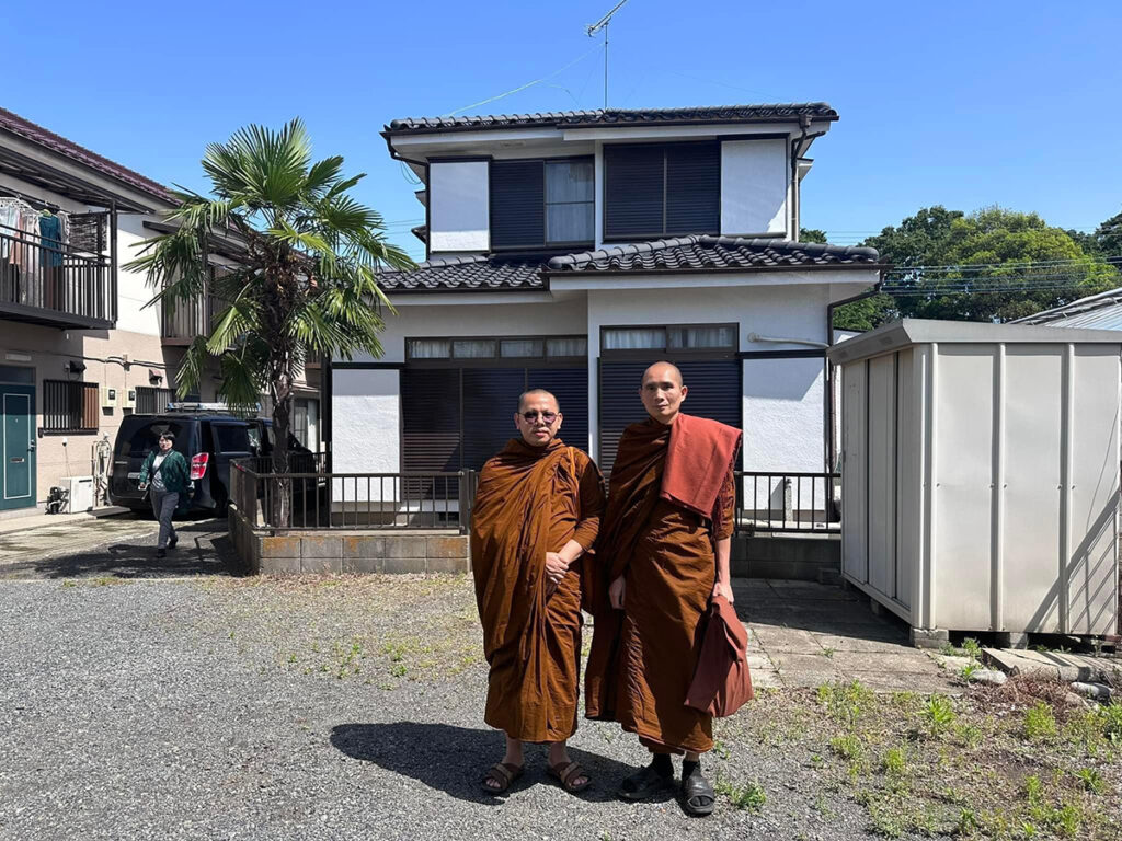 ၸဝ်ႈၶူးလႄႈ ဝတ်ႉဢွၵ်ႉသၽိူတ်ႉ မိူင်းၵျပၢၼ်ႊ