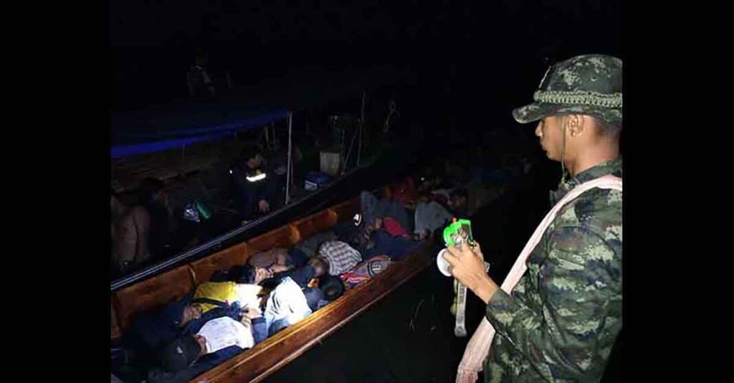 ပလိၵ်ႈထႆး တီႉလႆႈၵူၼ်းမိူင်းမၢၼ်ႈ