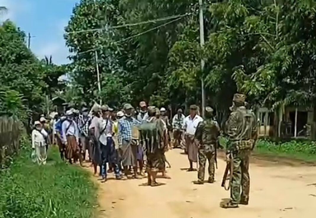 ၵူၼ်းမိူင်းမိတ်ႈ ၼႄၵၢင်ၸႂ်