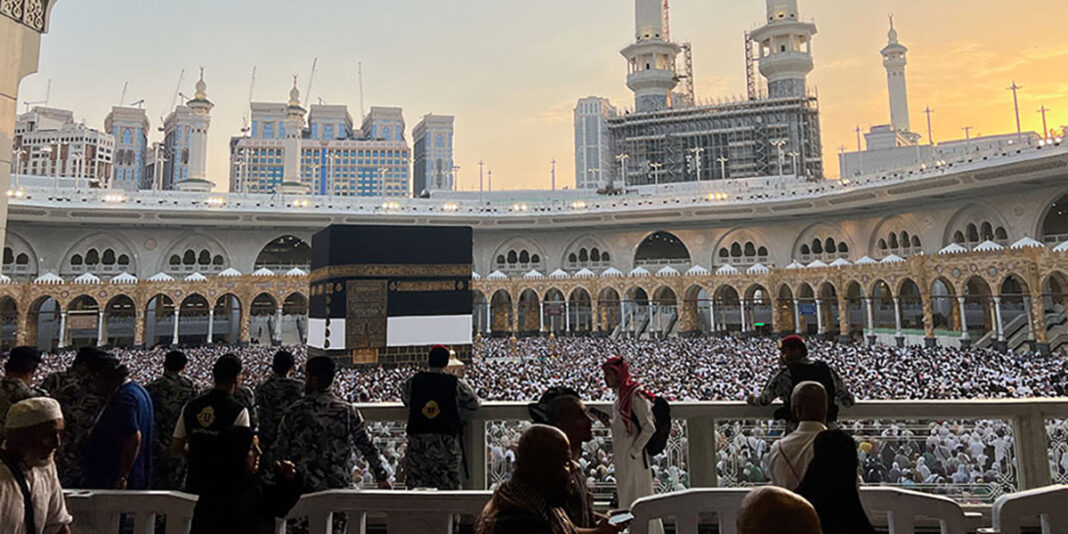 ၵူၼ်းၵႂႃႇဝႆႈၽြႃးႁၢၵ်ႉၵျီႇ