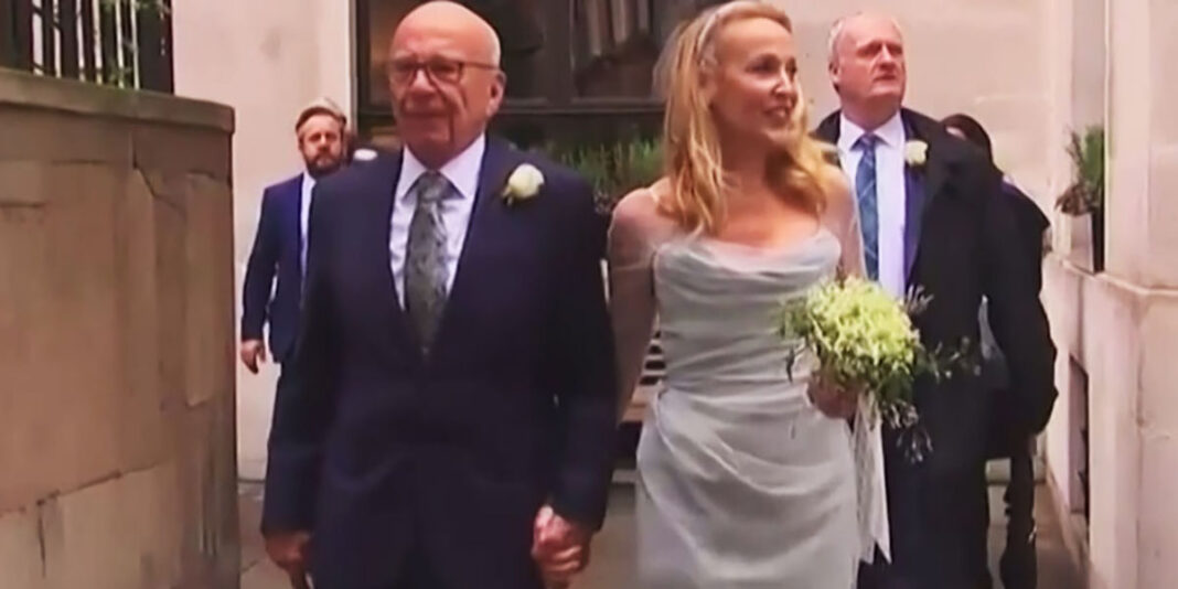 ထဝ်ႈၸၢႆး ဢႃယု 93 ပီ ၵူပ်ႉၵူႈထႅင်ႈ ထဝ်ႈၸၢႆး ဢႃယု 93 ပီ ၵူပ်ႉၵူႈထႅင်ႈ