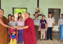 ၵူၼ်းပၢႆႈၽေးသိုၵ်း တီႈဝဵင်းလႃႈသဵဝ်ႈ