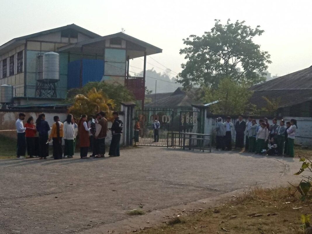 ႁူင်းႁဵၼ်း တီႈဝဵင်းၼမ်ႉၶမ်း