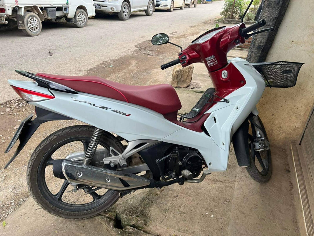 ရူတ်ႉၶိူင်ႈ ၵူၼ်းမိူင်းႁၢႆ