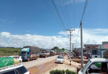 ရူတ်ႉၵႃး ၵိုတ်းၶမ် သီႇပေႃႉ - ၼမ်ႉလၼ်ႈ