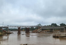 သဵၼ်ႈတၢင်းလူႉ ၶူဝ်ၵွႆ ပႆႇမႄးယဝ်ႉတူဝ်ႈ ၵူၼ်းမိူင်းသၢတ်ႇ တိုၵ်ႉယၢပ်ႇတႃႇ တေႃႉၶူဝ်းၵုၼ်ႇၵႂႃႇမႃး Mung Sak