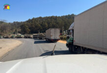 ပလိၵ်ႈၽဵဝ်ႈမူၺ်ႉယႃႈမဝ်းၵမ် ၸႅတ်ႈထၢမ် ၵူၼ်းၵႂႃႇမႃးႁၢဝ်ႈႁႅင်း တီႈတူဝ်းၵဵတ်ႉလွႆလႅမ် Car LoiLam