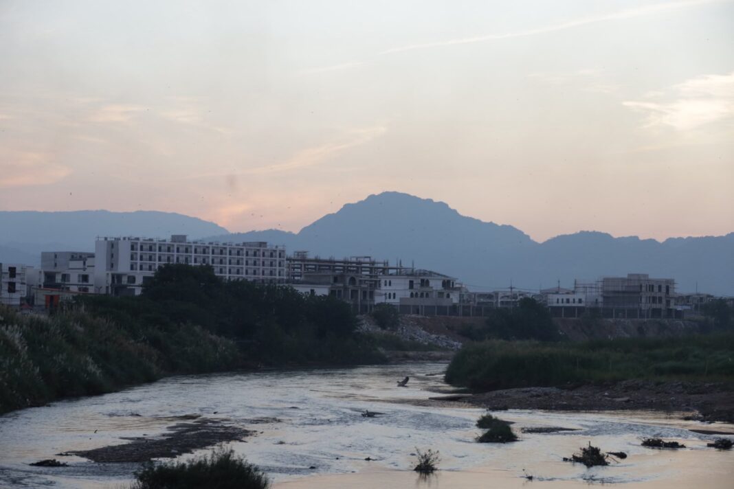 ႁၢင်ႈ - လႅၼ်လိၼ် ယၢင်းၽိူၵ်ႇ - ထႆး (Photo by Myanmar Now)