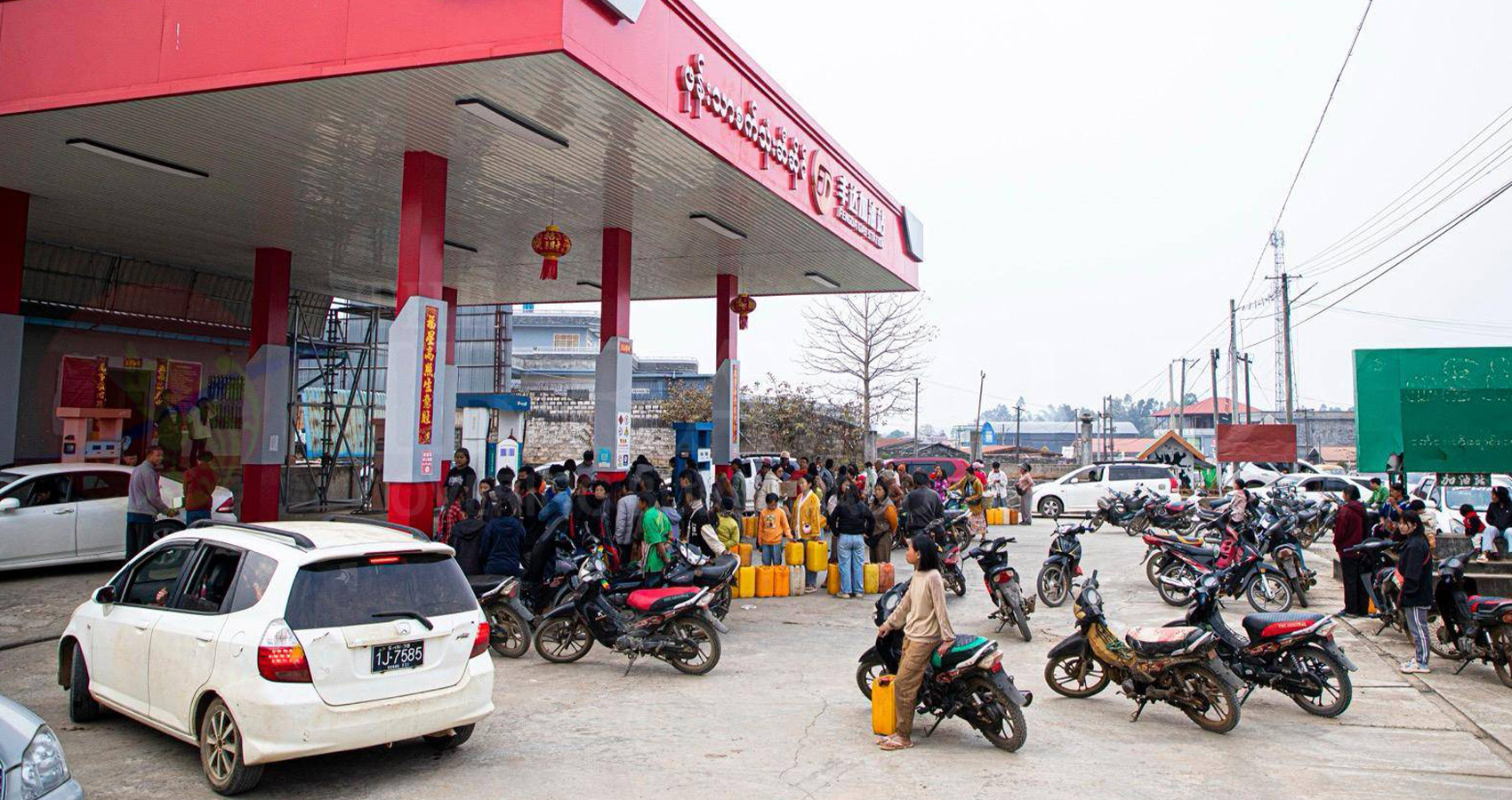 ၶၼ်ၼမ်ႉမၼ်းၸၢၵ်ႈၼႂ်းမိူင်းသိုပ်ႇၶိုၼ်ႈထႅင်ႈ