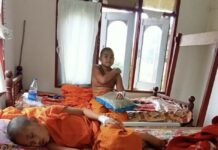 သင်ၶၸဝ်ႈလႄႈပူႇၵျွင်း တီႈဝဵင်းမိူင်းသၢတ်ႇ ၵိၼ်ၶဝ်ႈမၼ်းၵႆႇယဝ်ႉပဵၼ်ၶီႈႁၢၵ်ႈသွင်ႁူၼ်